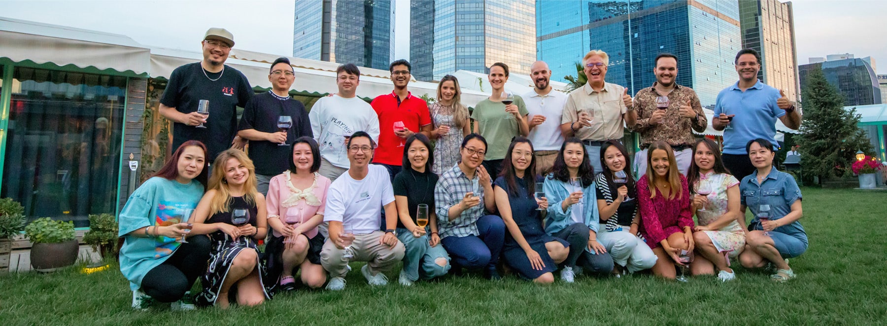 Yodo1-Team-in-Beijing - 游道易 blank